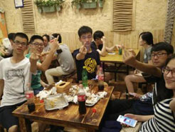 东辽烧烤加盟,学烧烤技术,开烧烤店多少钱疯狂烤翅加盟